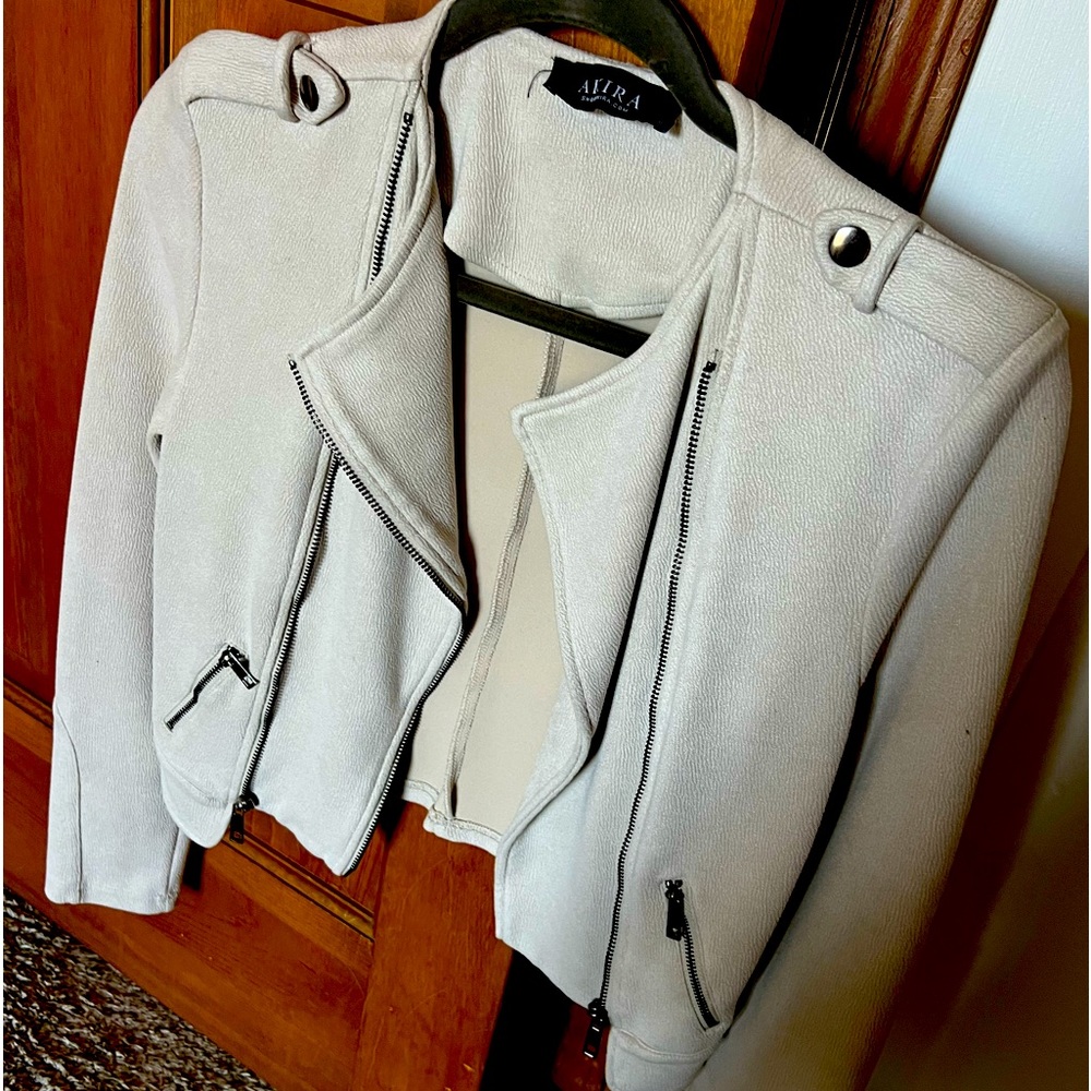 Akira blazer
